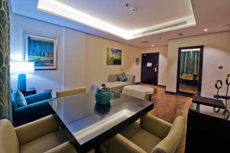 Signature Inn Deira - Free Parking Dubái Exterior foto